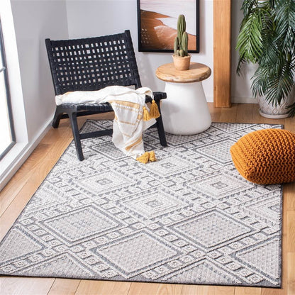 SAFAVIEH Global Dubhan Diamond Indoor/Outdoor Area Rug, Grey/Ivory, 8'