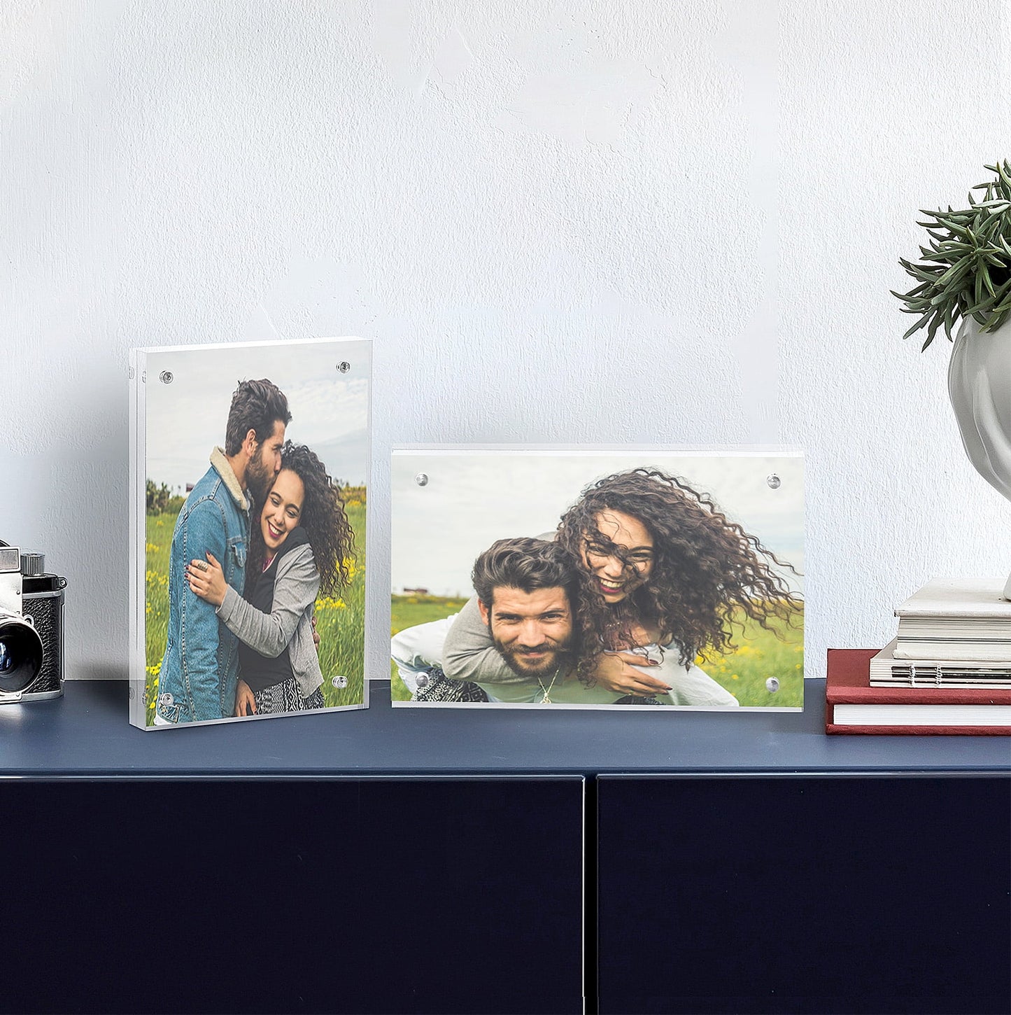 Sindcom 4x6 Acrylic Frames 3 Pack, Frameless Clear Picture Frames, Dou