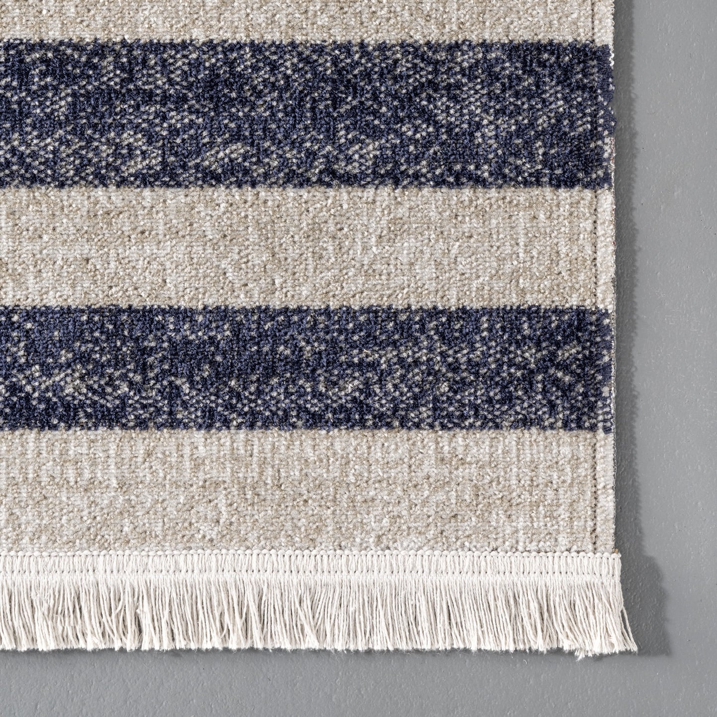 nuLOOM Roberge Coastal Indoor/Outdoor Area Rug, 2' 6" x 8', Runner, Ro